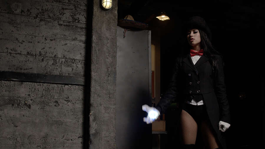 Zatanna: Feud of Zatara (First Look and Preorder) from SHL â€“ Heroine Movies